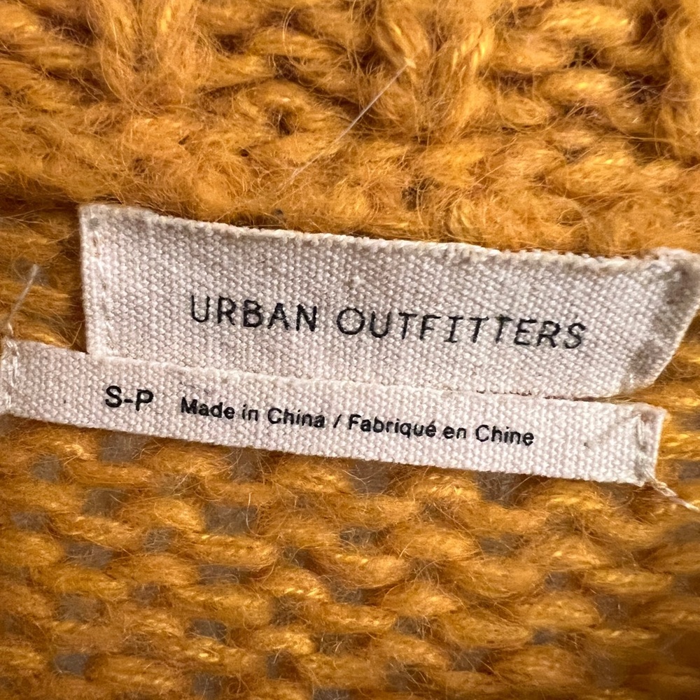 Urban Outfitters Mustard Yellow Chunky Knit Sweater Bubble Sleeve Pointelle Sm - Picture 4 of 10